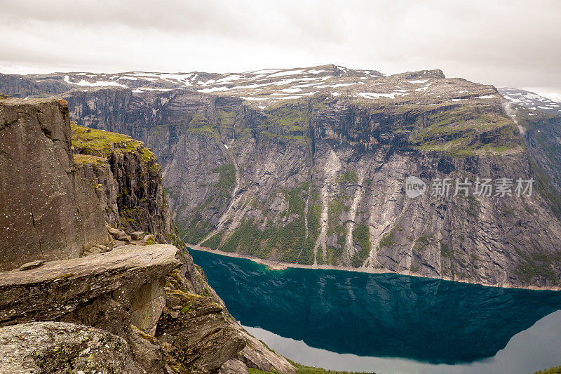 挪威巨魔之巅Ringedalsvannet峡湾的风景