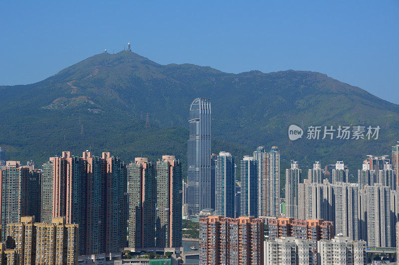 香港新界荃湾及大帽山天际线