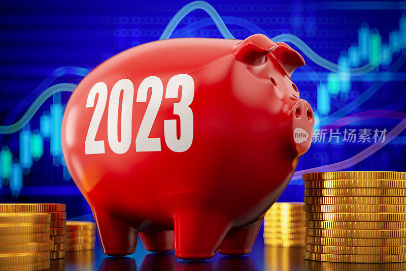 2023以存钱罐硬币和财务图表为背景的省钱概念