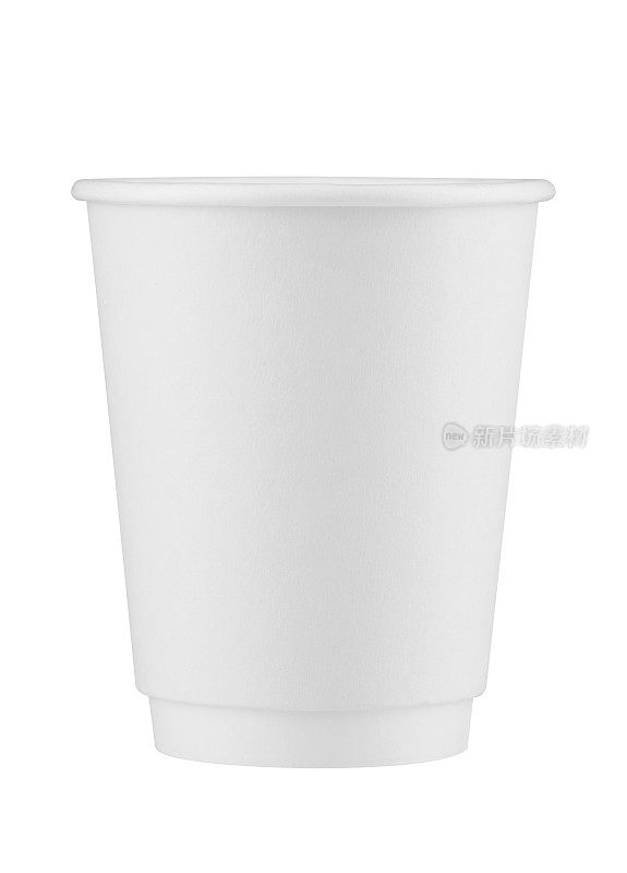 白纸咖啡杯孤立在白色背景与裁剪路径。真实的照片。