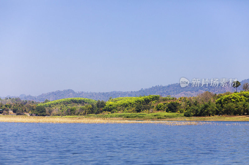 北碧Songkhla的Songaria河和湖的景观和绿地