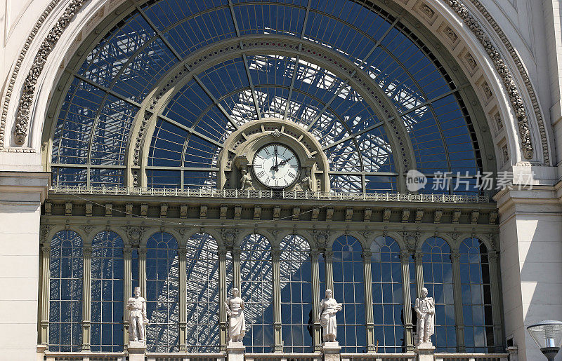 匈牙利布达佩斯的克莱蒂火车站时钟