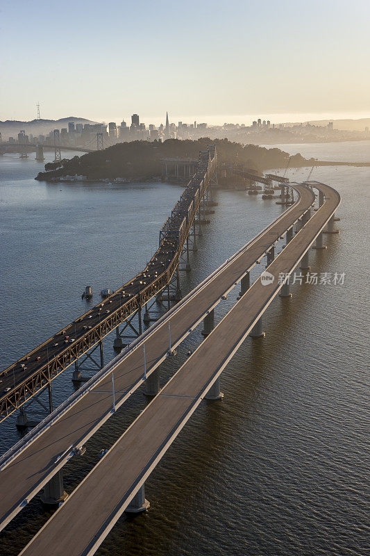 海湾大桥建设鸟瞰图