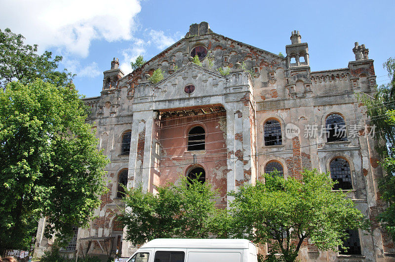 在Drohobych被毁的犹太教堂