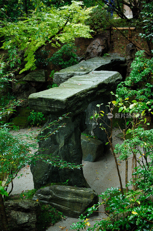 日本岩石花园