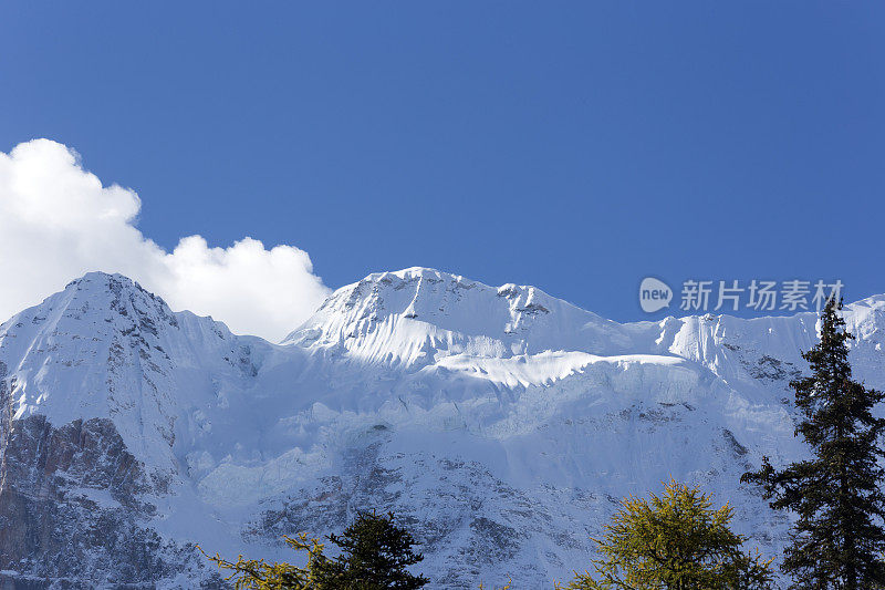 雪山