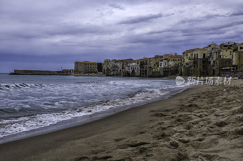 Cefalù海滩