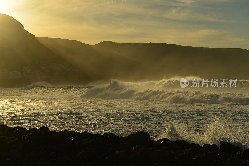 西班牙大加那利岛，坎特拉斯海滩。