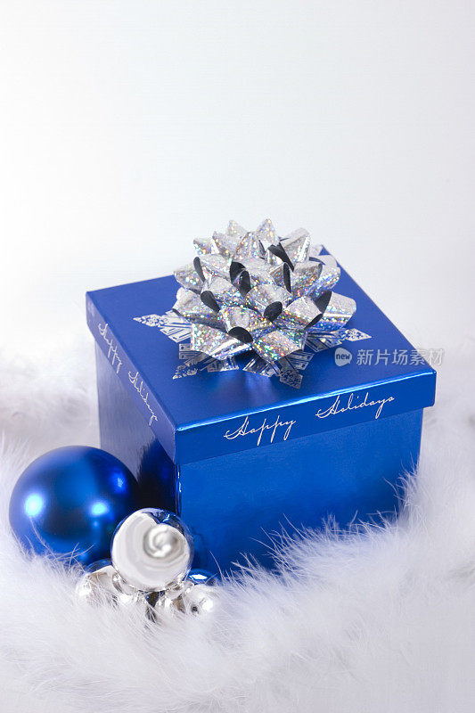 节日快乐蓝盒子