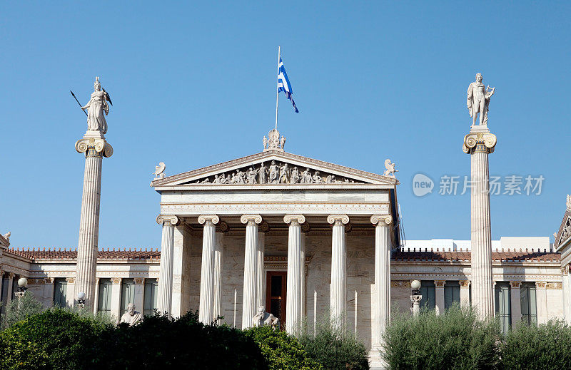 希腊雅典学院，有苏格拉底，柏拉图和雅典娜