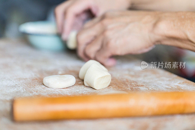 烹饪中国饺子(饺子)