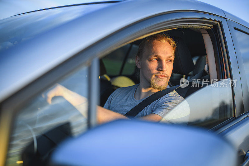 家庭享受与汽车