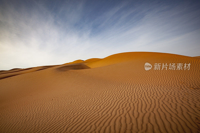 阿曼的波纹沙丘