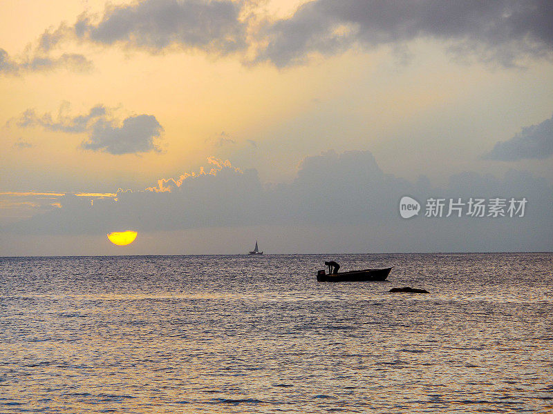 日落在马提尼克岛