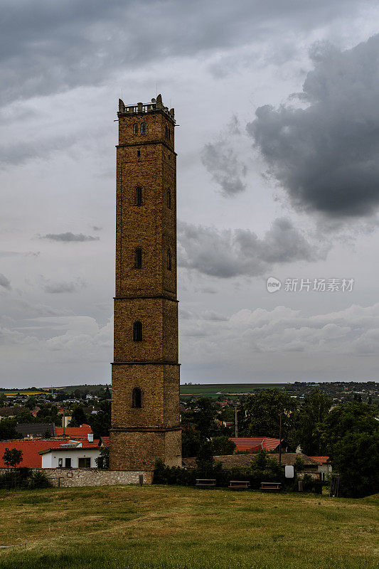 塔塔瞭望塔，匈牙利