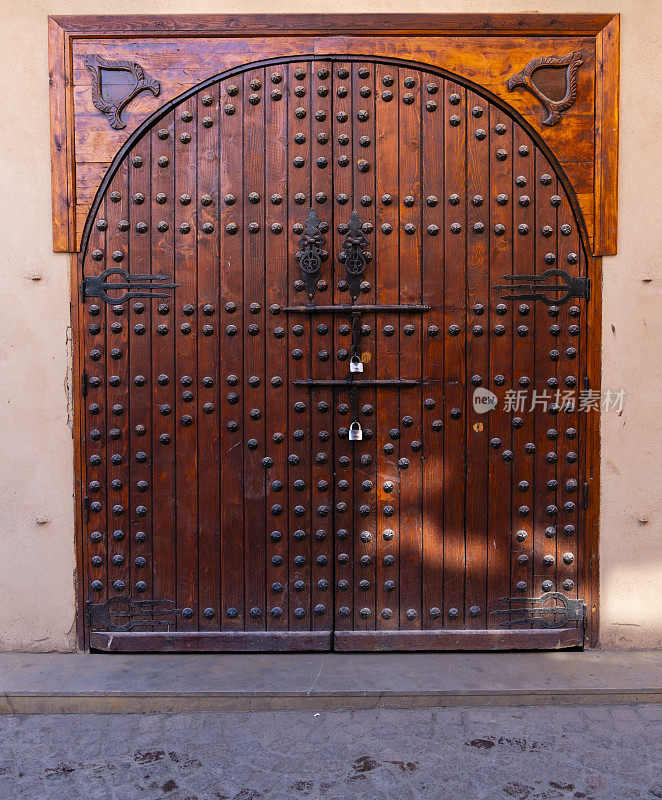 摩洛哥马拉喀什麦地那的古董门