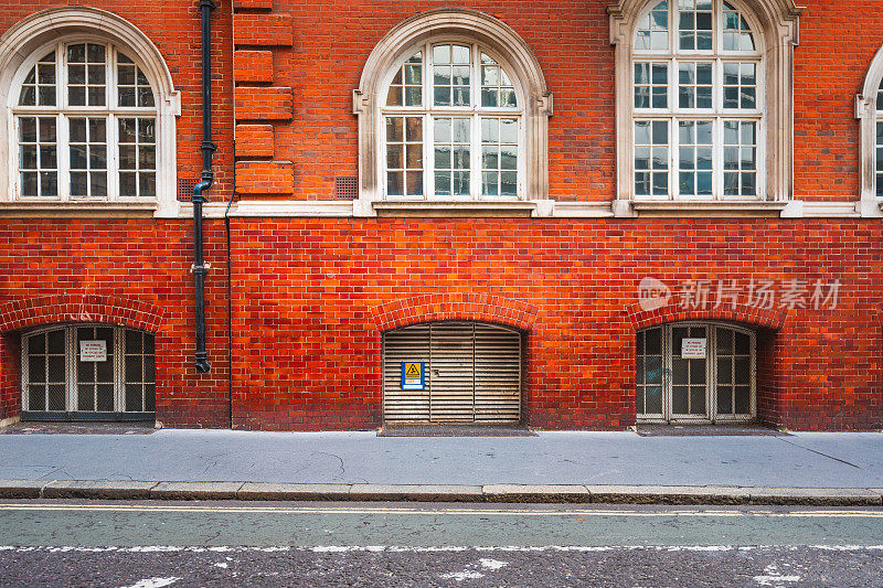 伦敦大街上的经典建筑墙