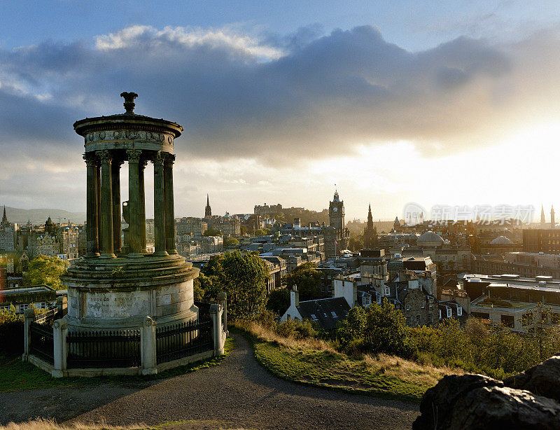 日落时分的爱丁堡，英国苏格兰