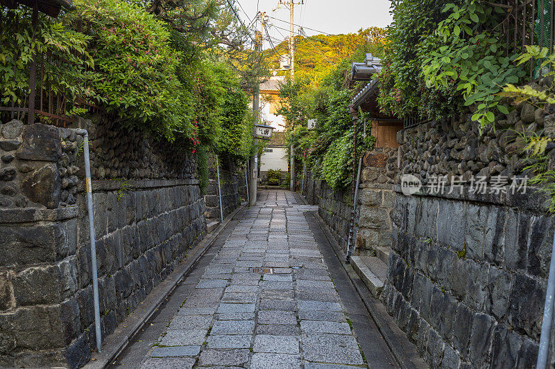 日本京都历史园区的古老小巷