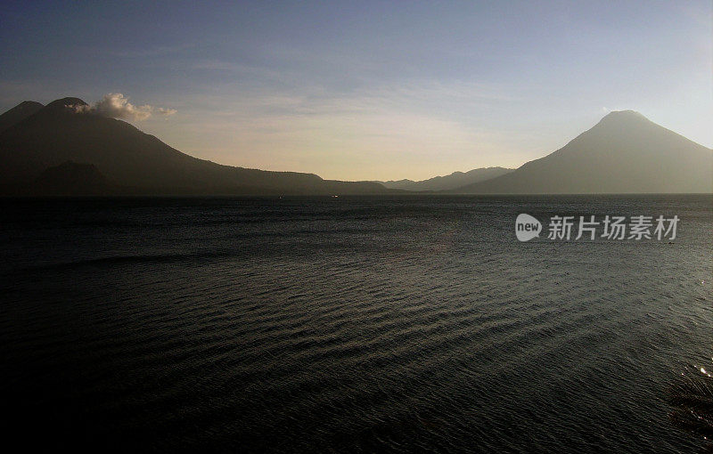 湖Atitlan、危地马拉