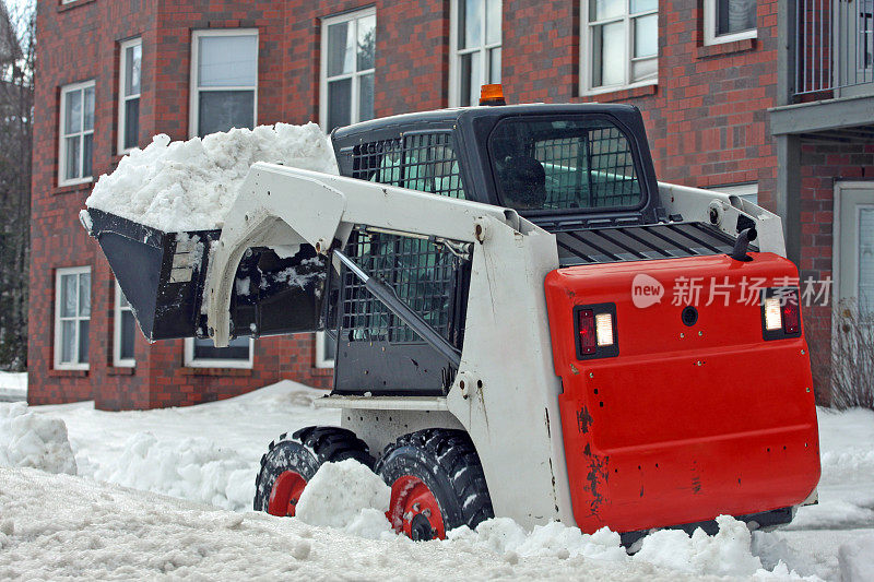 人行道上除雪