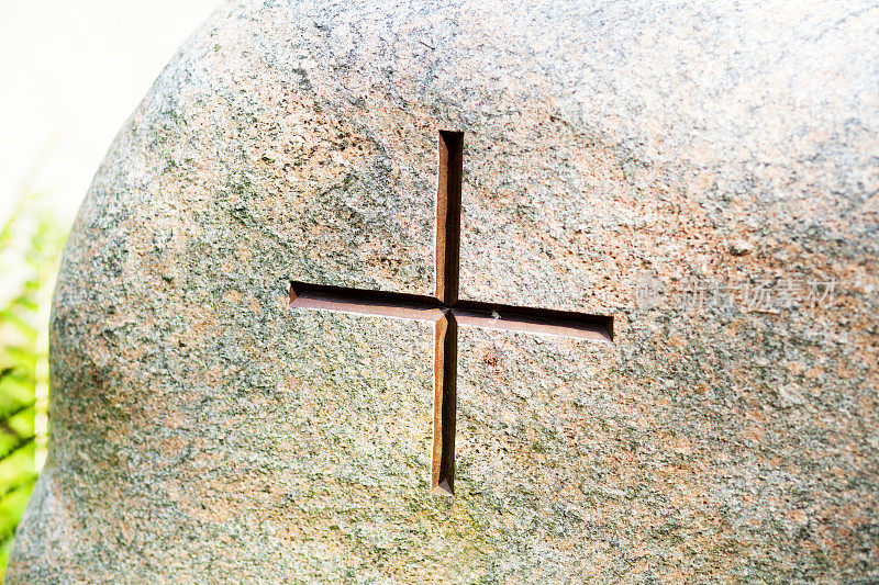 十字架墓碑