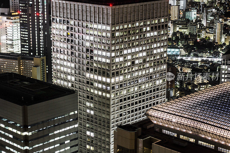 日本东京新宿的夜景