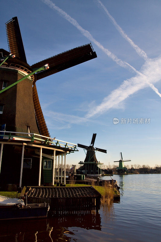 三个荷兰历史上的风车