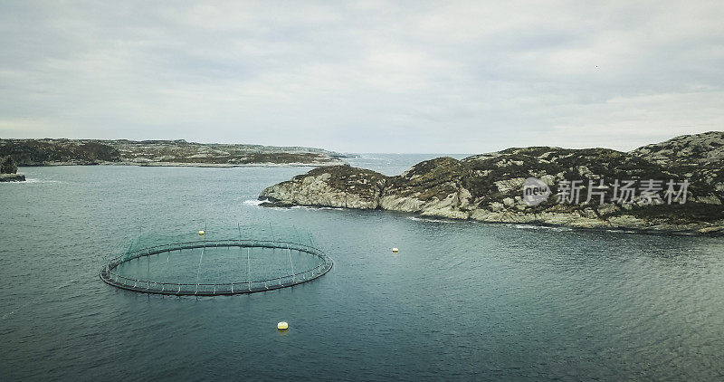 无人机拍摄:挪威的养鱼场