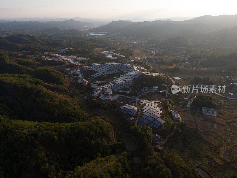 山地太阳能电站