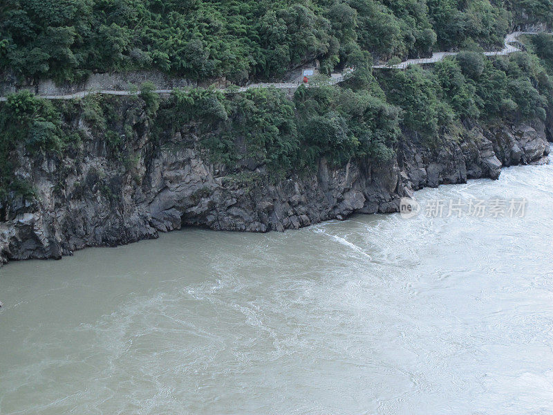 中国云南丽江的虎跳峡