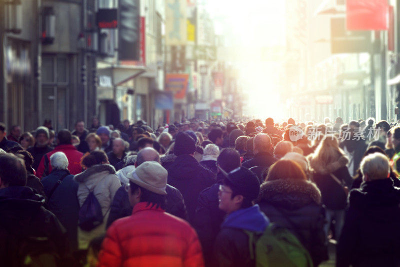 繁忙的人群，冬季购物，高街在欧洲，德国
