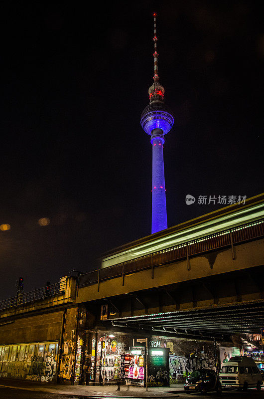 夜晚的柏林Fernsehturm