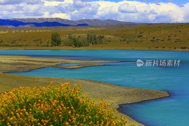 阿根廷湖，草原草原，蓝色河流，巴塔哥尼亚，卡拉法特