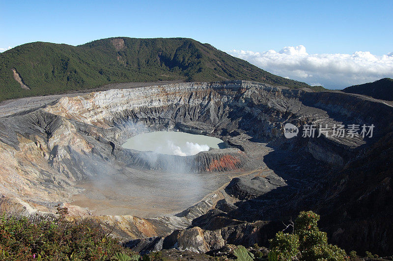 哥斯达黎加的Poas火山口