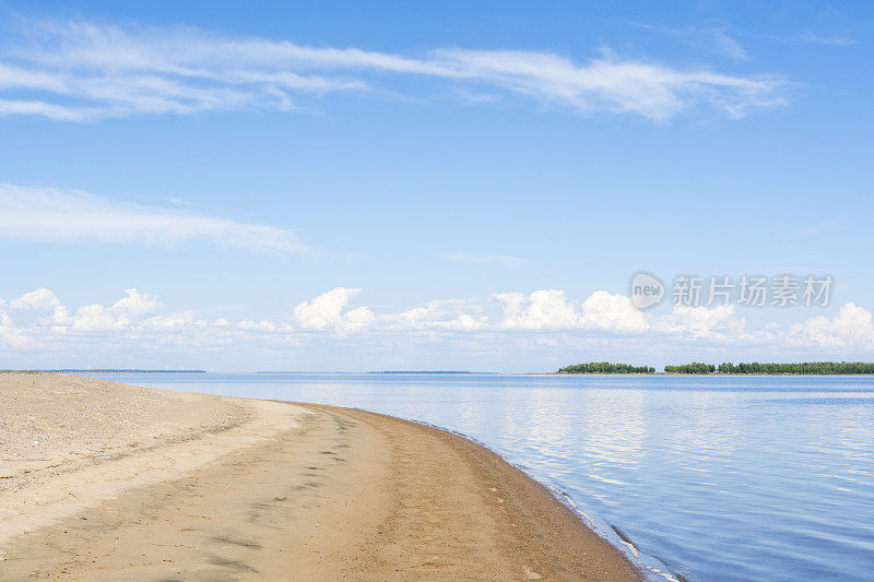 瑞典北部的岛屿海滩