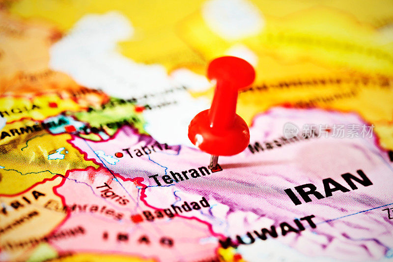 德黑兰在中东地图上用红色图钉标出
