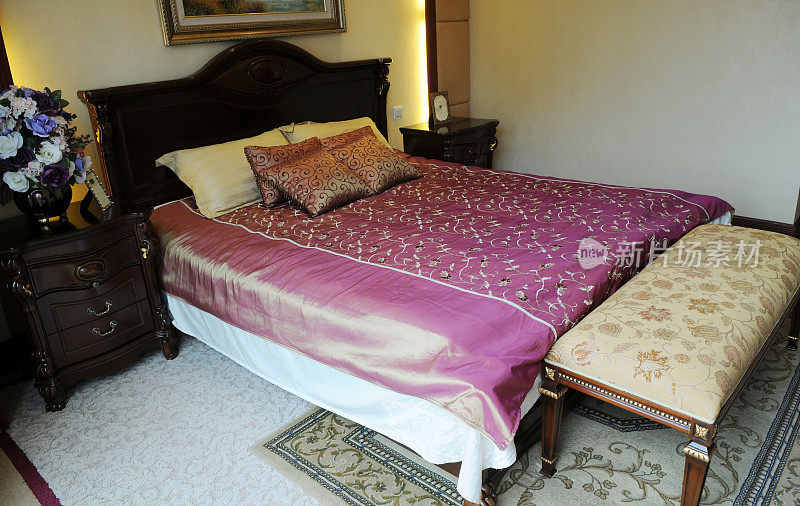 古典风格的豪华家庭卧室