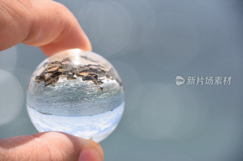 透过水晶球看大海