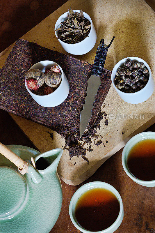 青瓷茶具供应的各种中国茶
