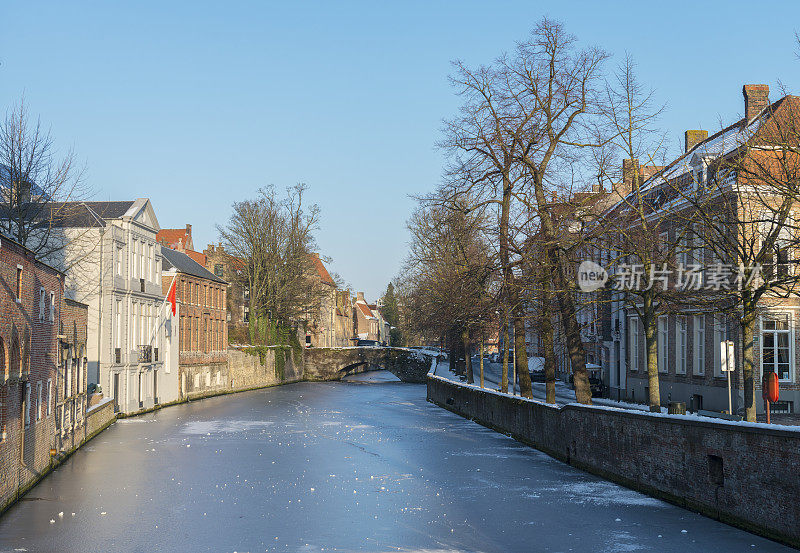 比利时布鲁日的运河场景