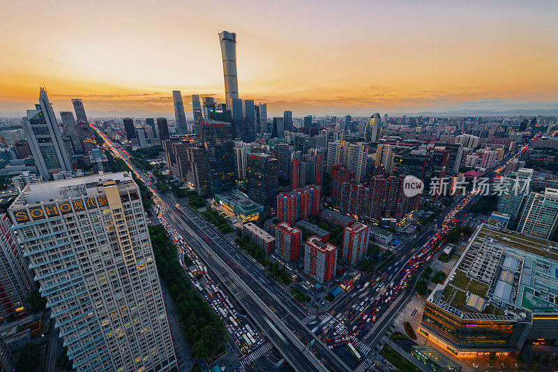 日落时分的北京全景