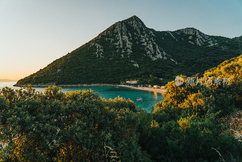 克罗地亚达尔马提亚的佩列沙茨海滨山