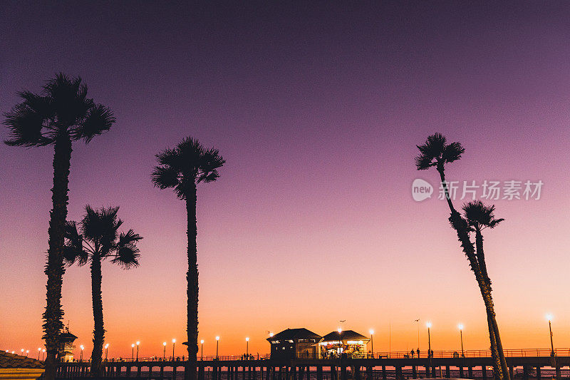 亨廷顿海滩码头在南加州-洛杉矶