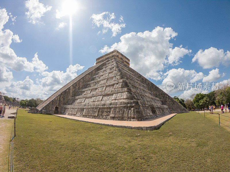奇琴伊察考古遗址和金字塔，墨西哥