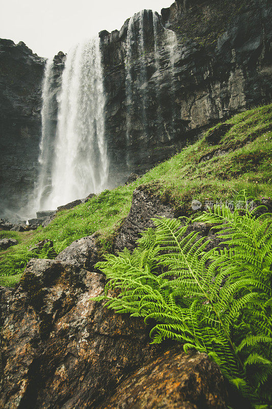 福萨瀑布，法罗群岛