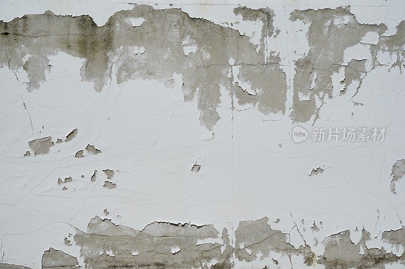 白色风化墙有刮痕