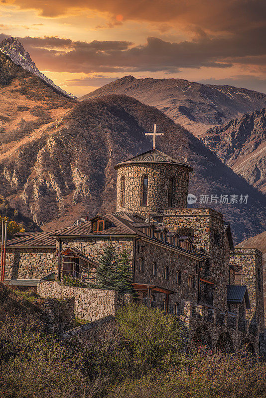 北奥塞梯的费亚格顿修道院。