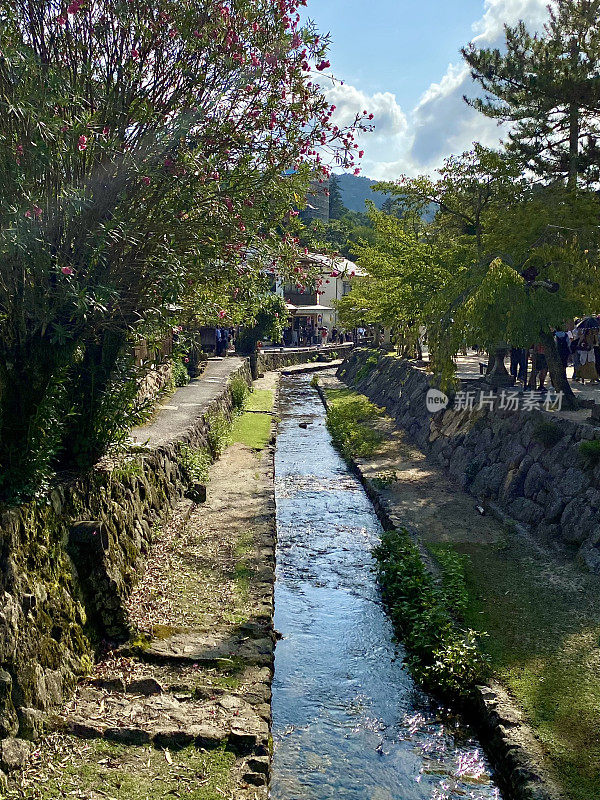 日本-严岛(宫岛)-老城和水道