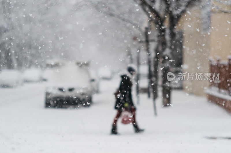 下雪的城市